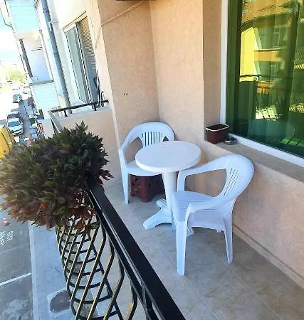 Natali Guest house 2*