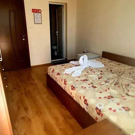 Natali Guest house