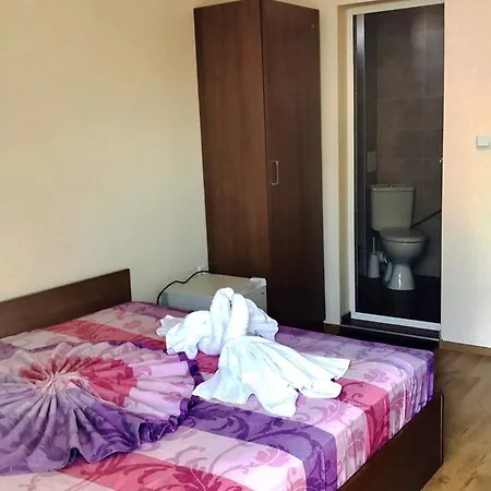 Natali Guest house