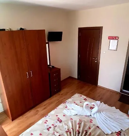 Guest house Natali