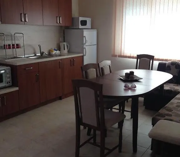 Natali 2* Πριμόρσκο