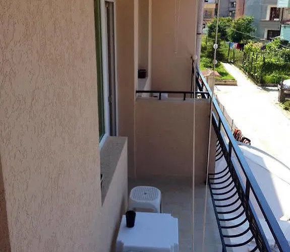 Natali 2* Πριμόρσκο